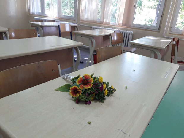 ТУГА У НИШУ: Данас сахрана несрећне Исидоре (12)